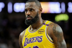 NBA巨星杜兰特顶薪续约传闻，火箭队关注伊森留队前景